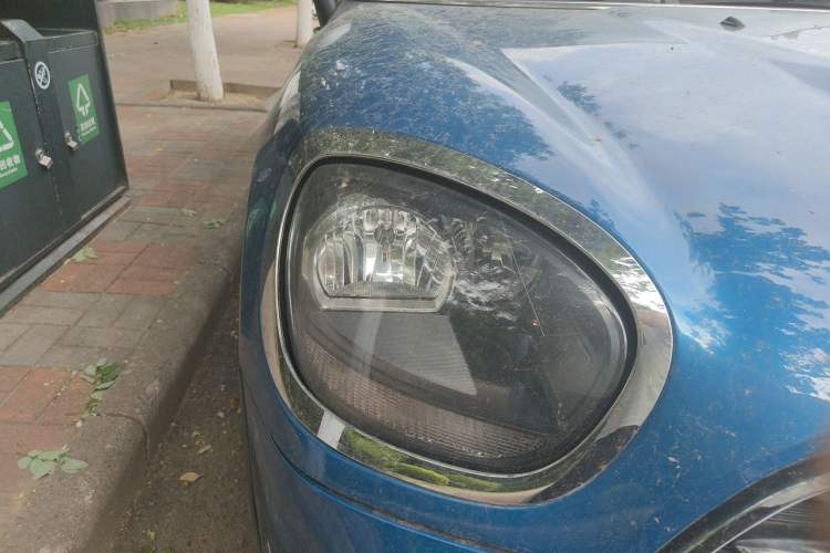 Used MINI Countryman 2017 1.5T COOPER ALL4 Right Front Headlight