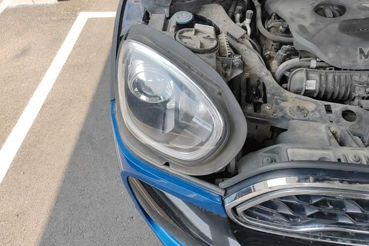 Used MINI Countryman 2017 2.0T COOPER S ALL4 Explorer Right Front Headlight