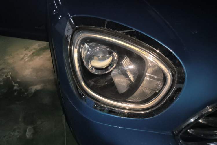 Used MINI Countryman 2017 1.5T COOPER ALL4 Traveler Right Front Headlight