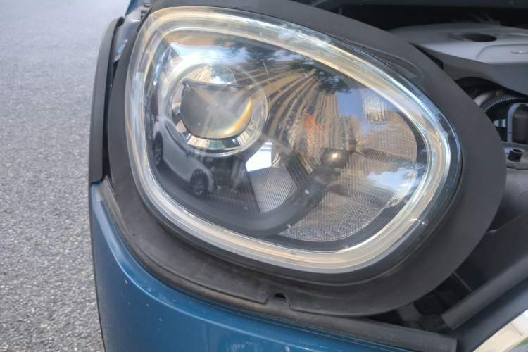 Used MINI Countryman 2017 1.5T COOPER ALL4 Right Front Headlight