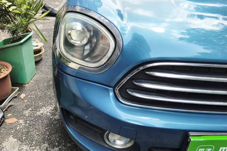 Used MINI Countryman 2017 1.5T COOPER ALL4 Traveler Right Front Headlight
