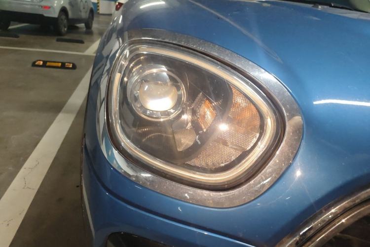 Used MINI Countryman 2017 2.0T COOPER S ALL4 Explorer Right Front Headlight
