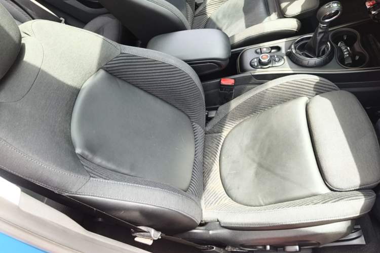 Used MINI Countryman 2017 1.5T COOPER ALL4 Right Front Seat