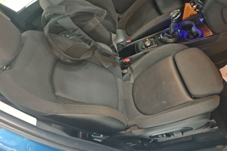 Used MINI Countryman 2017 1.5T COOPER ALL4 Right Front Seat