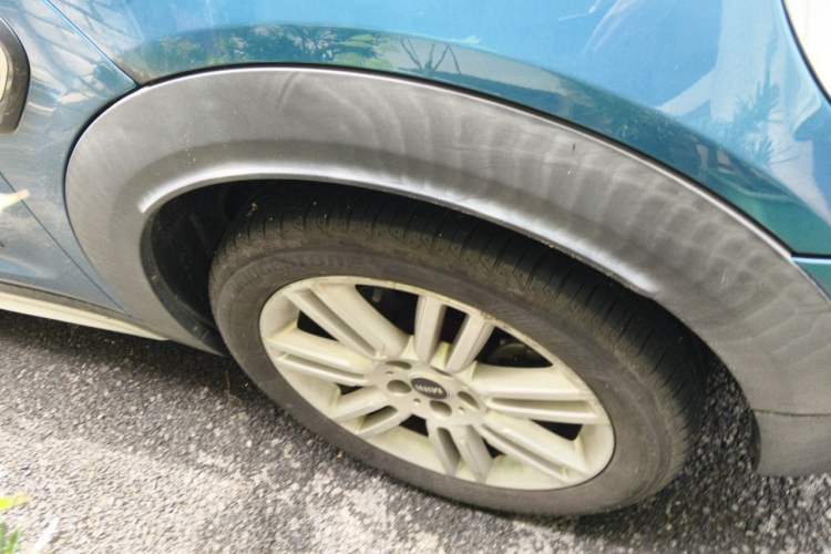 Used MINI Countryman 2017 1.5T COOPER ALL4 Traveler Right Front Wheel Hub