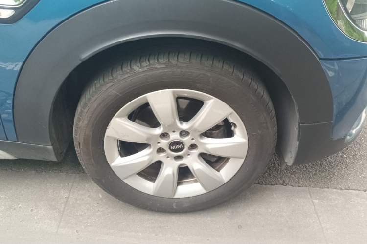 Used MINI Countryman 2017 1.5T COOPER ALL4 Right Front Wheel Hub