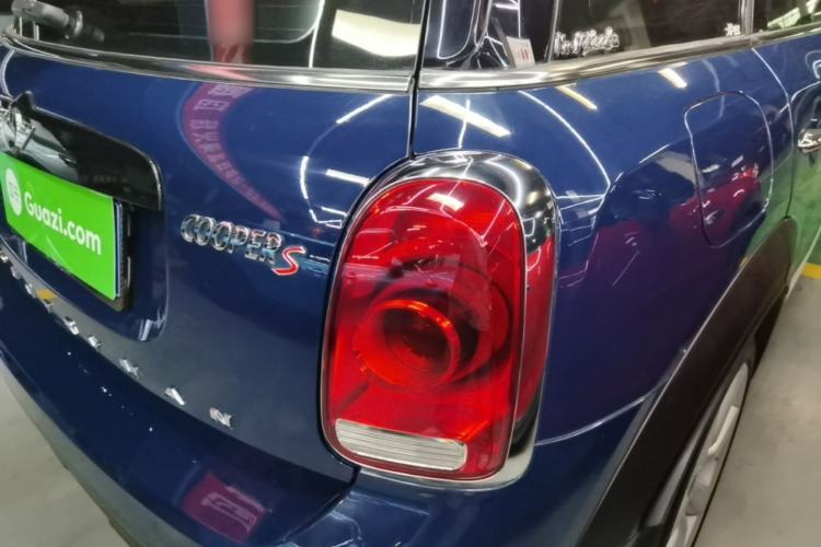 Used MINI Countryman 2017 2.0T COOPER S ALL4 Traveler Right Rear Taillight