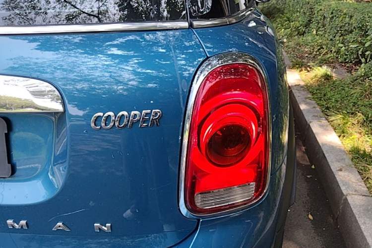 Used MINI Countryman 2017 1.5T COOPER ALL4 Traveler Right Rear Taillight