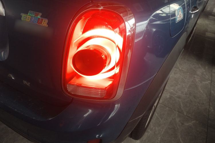 Used MINI Countryman 2017 1.5T COOPER ALL4 Traveler Right Rear Taillight