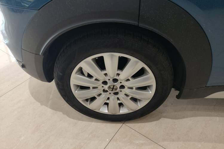 Used MINI Countryman 2017 1.5T COOPER ALL4 Traveler Right Rear Wheel Hub