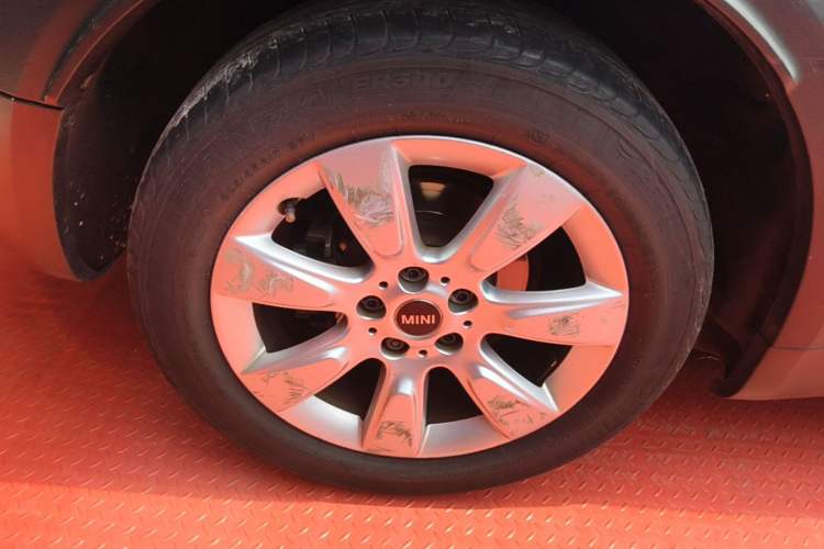 Used MINI Countryman 2017 1.5T COOPER ALL4 Right Rear Wheel Hub