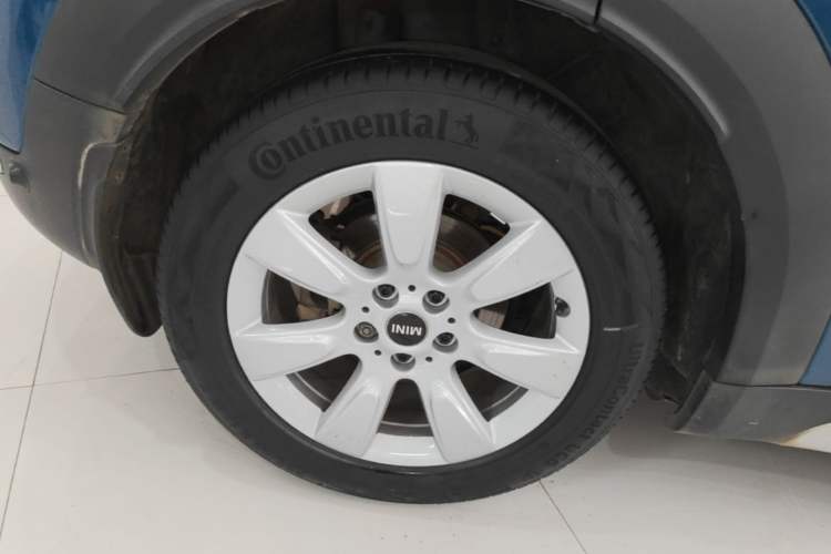 Used MINI Countryman 2017 1.5T COOPER ALL4 Right Rear Wheel Hub