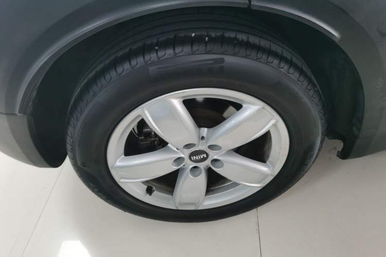 Used MINI Countryman 2017 1.5T COOPER ALL4 Right Rear Wheel Hub