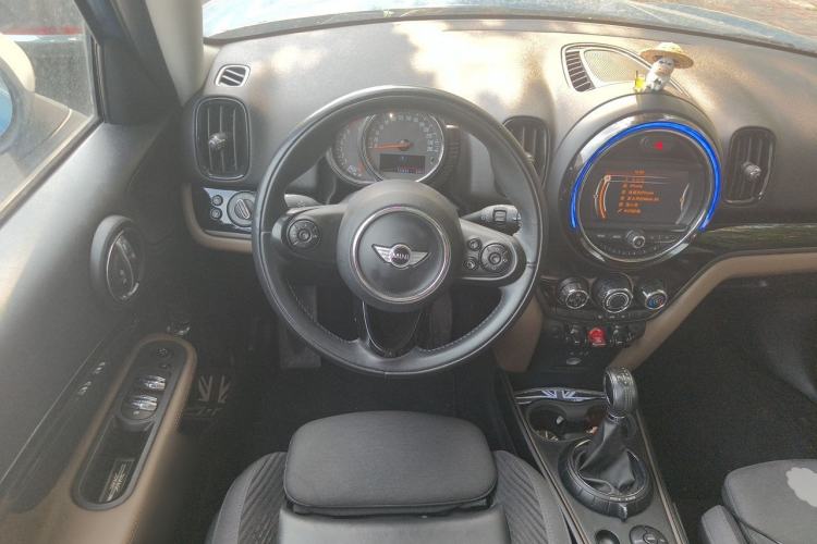 Used MINI Countryman 2017 1.5T COOPER ALL4 Steering Wheel