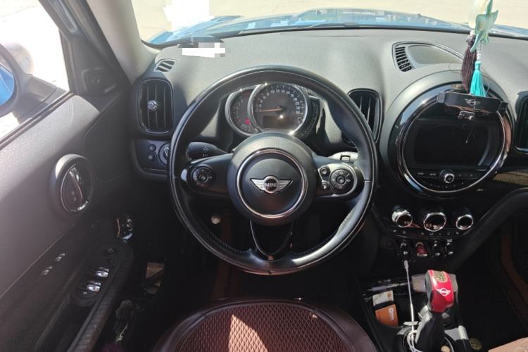 Used MINI Countryman 2017 1.5T COOPER ALL4 Traveler Steering Wheel