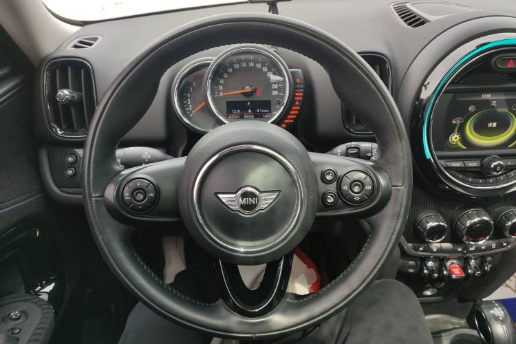 Used MINI Countryman 2017 1.5T COOPER ALL4 Traveler Steering Wheel