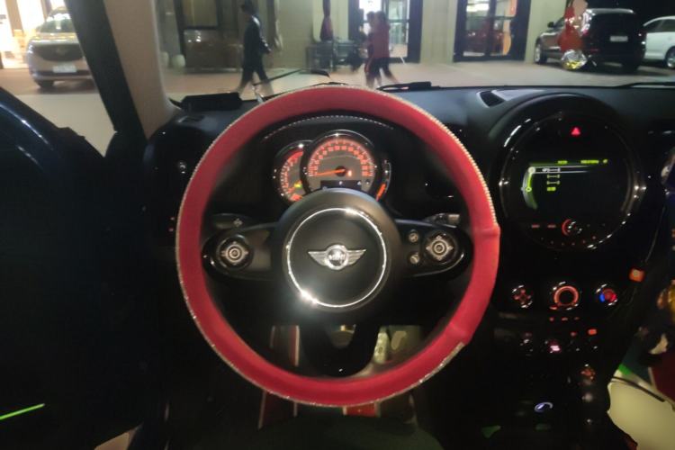 Used MINI Countryman 2017 1.5T COOPER ALL4 Steering Wheel