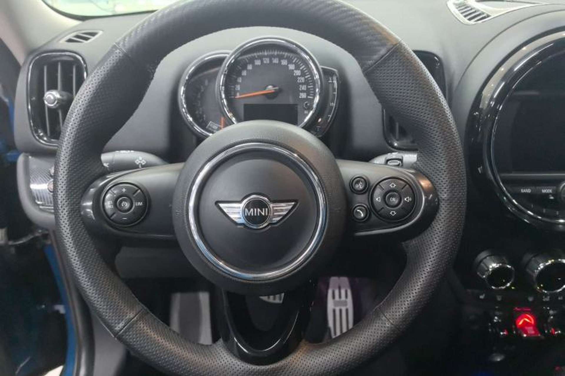 Used MINI Countryman 2017 1.5T COOPER ALL4 Traveler Steering Wheel