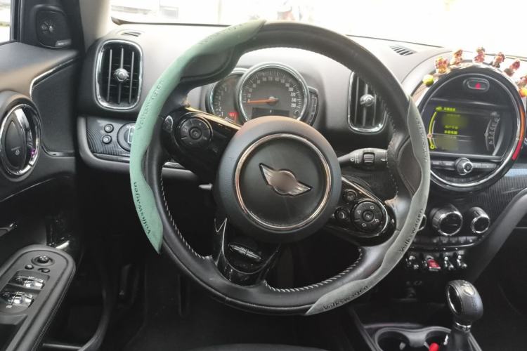 Used MINI Countryman 2017 2.0T COOPER S ALL4 Traveler Steering Wheel