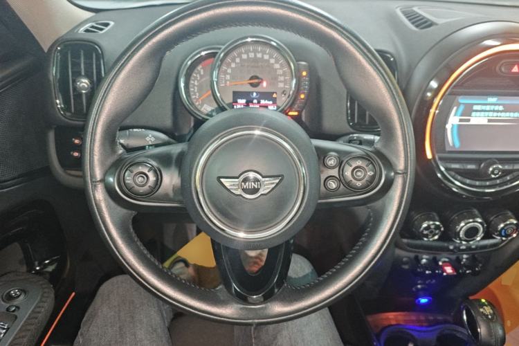 Used MINI Countryman 2017 1.5T COOPER ALL4 Steering Wheel