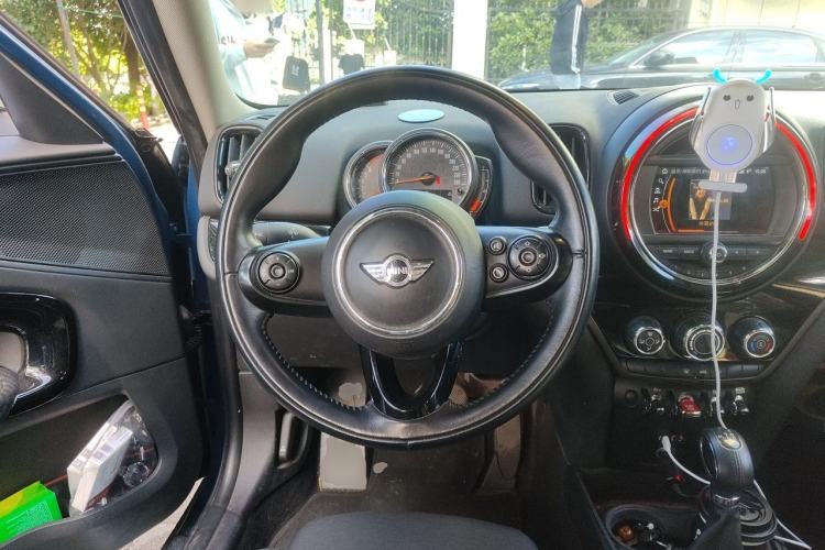Used MINI Countryman 2017 1.5T COOPER ALL4 Steering Wheel