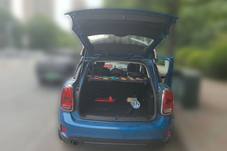 Used MINI Countryman 2017 1.5T COOPER ALL4 Trunk