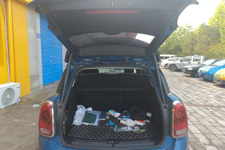 Used MINI Countryman 2017 1.5T COOPER ALL4 Traveler Trunk