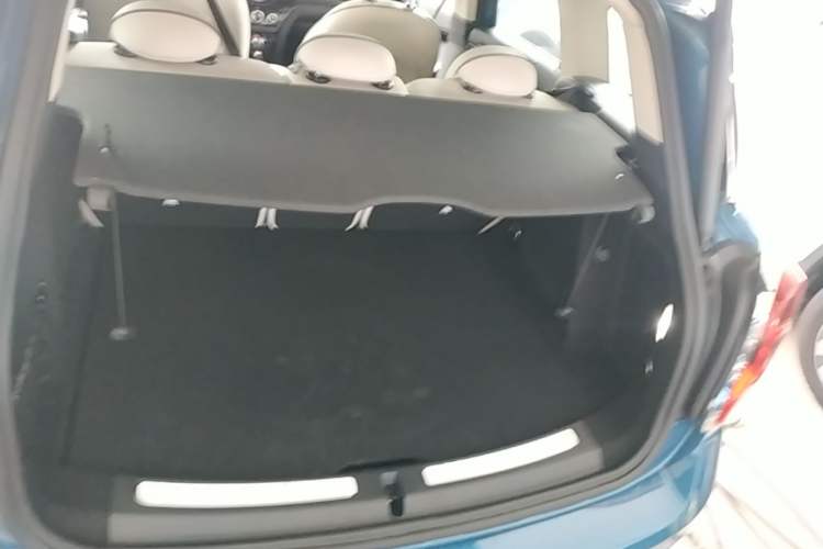 Used MINI Countryman 2017 2.0T COOPER S ALL4 Traveler Trunk