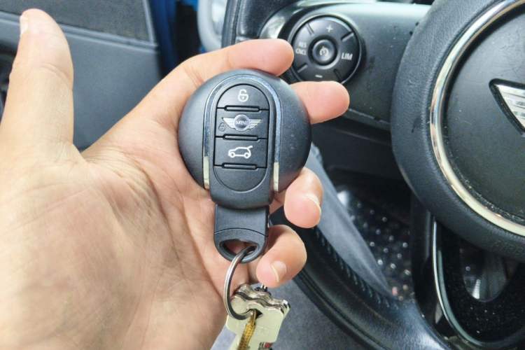 Used MINI Countryman 2017 1.5T COOPER ALL4 Traveler Vehicle Key