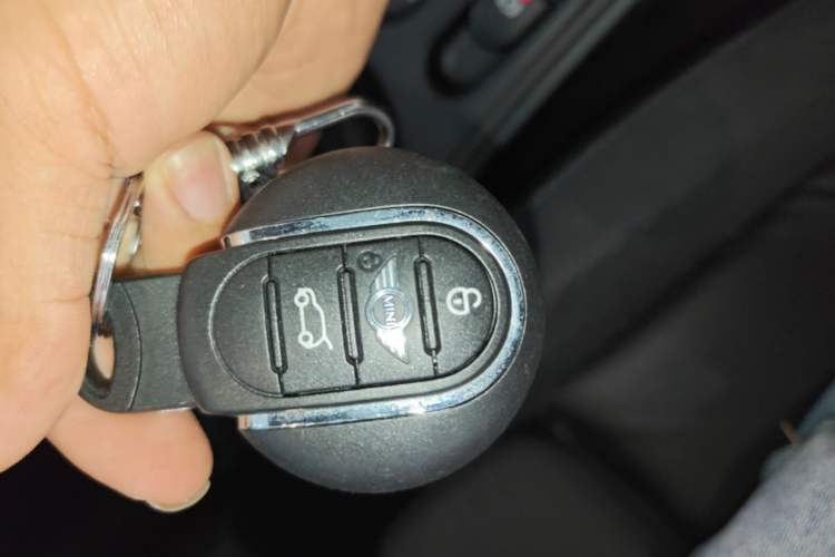 Used MINI Countryman 2017 1.5T COOPER ALL4 Vehicle Key