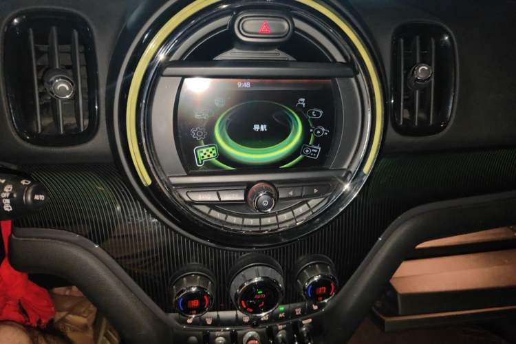 Used MINI Countryman 2017 1.5T COOPER ALL4 Explorer Audio And AC Panel