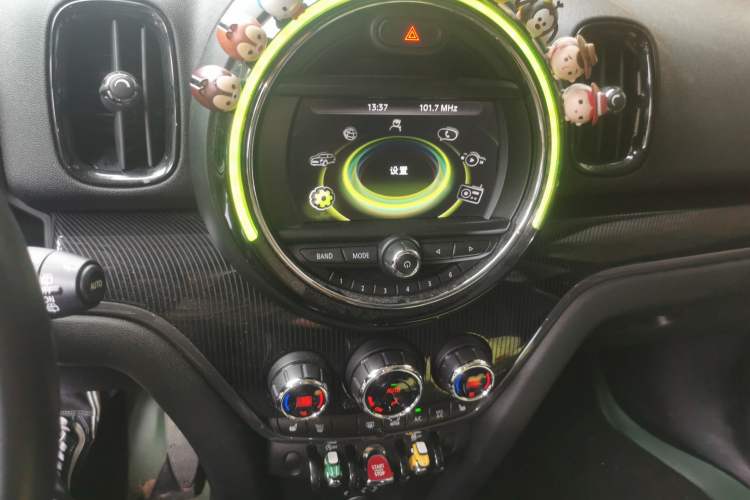 Used MINI Countryman 2017 1.5T COOPER ALL4 Traveler Audio And AC Panel