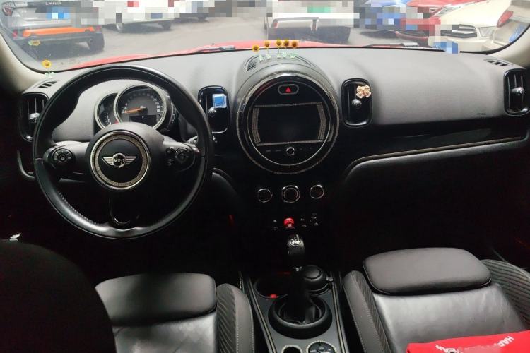 Used MINI Countryman 2017 1.5T COOPER ALL4 Center Console