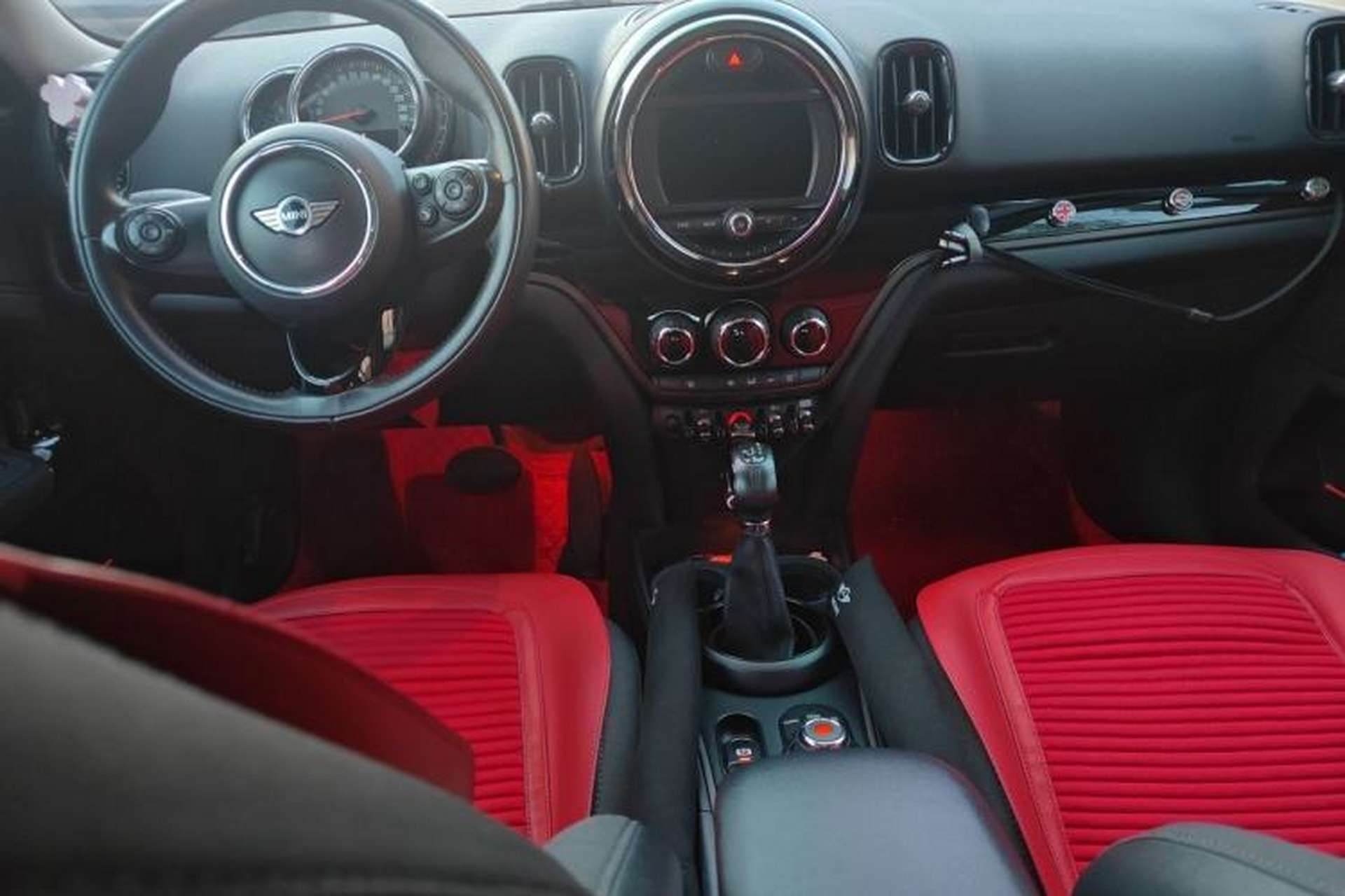 Used MINI Countryman 2017 2.0T COOPER S ALL4 Center Console