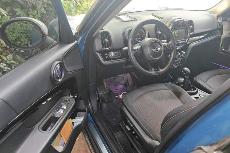 Used MINI Countryman 2017 1.5T COOPER Driver Seat