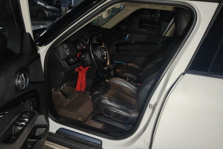 Used MINI Countryman 2017 1.5T COOPER ALL4 Explorer Driver Seat