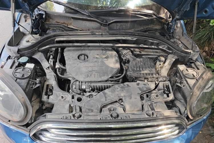 Used MINI Countryman 2017 1.5T COOPER Engine Bay