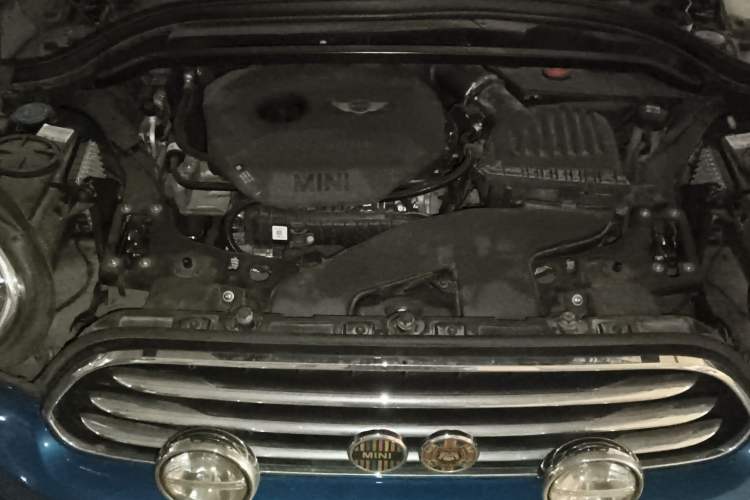 Used MINI Countryman 2017 1.5T COOPER ALL4 Traveler Engine Bay