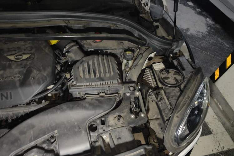 Used MINI Countryman 2017 1.5T COOPER ALL4 Explorer Engine Bay Left