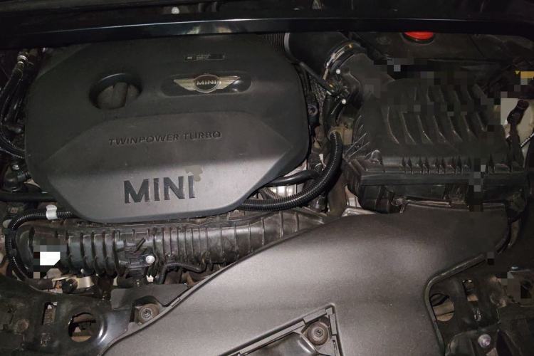 Used MINI Countryman 2017 2.0T COOPER S ALL4 Engine Bay