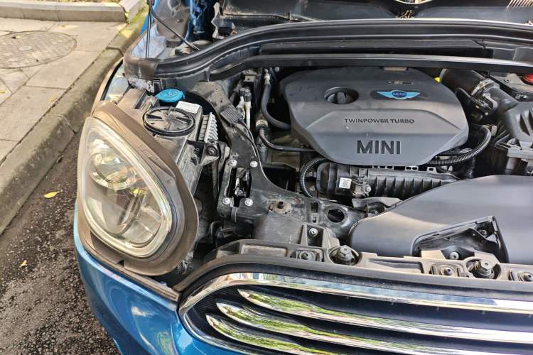 Used MINI Countryman 2017 1.5T COOPER ALL4 Traveler Engine Bay Right