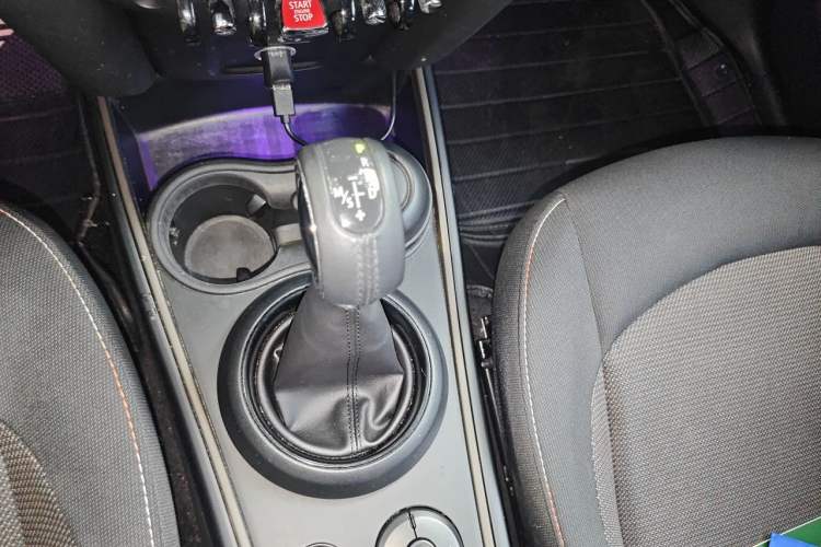 Used MINI Countryman 2017 1.5T COOPER Gear Lever