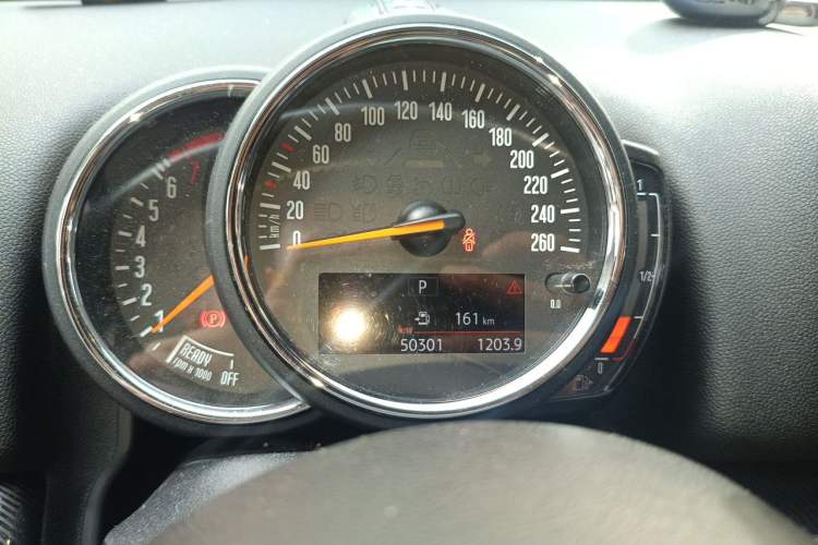 Used MINI Countryman 2017 1.5T COOPER ALL4 Traveler Instrument Cluster