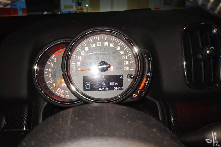 Used MINI Countryman 2017 2.0T COOPER S ALL4 Instrument Cluster