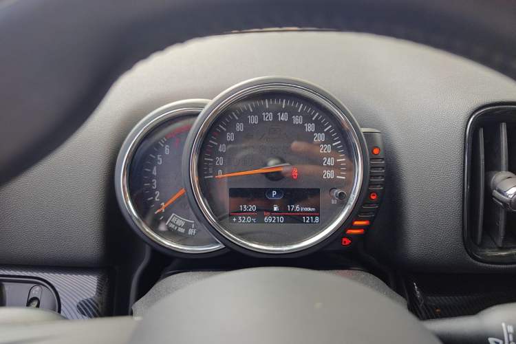 Used MINI Countryman 2017 1.5T COOPER Explorer Instrument Cluster