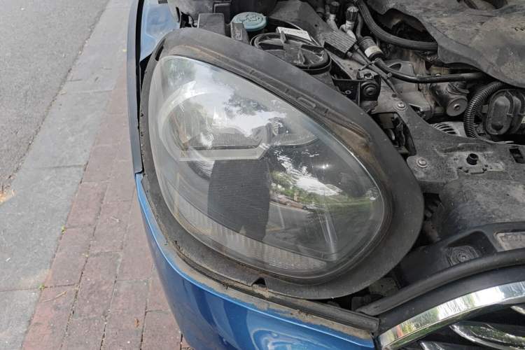 Used MINI Countryman 2017 1.5T COOPER Right Front Headlight