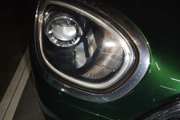 Used MINI Countryman 2017 2.0T COOPER S ALL4 Right Front Headlight