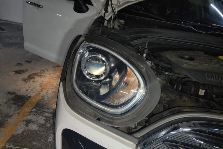 Used MINI Countryman 2017 1.5T COOPER ALL4 Explorer Right Front Headlight