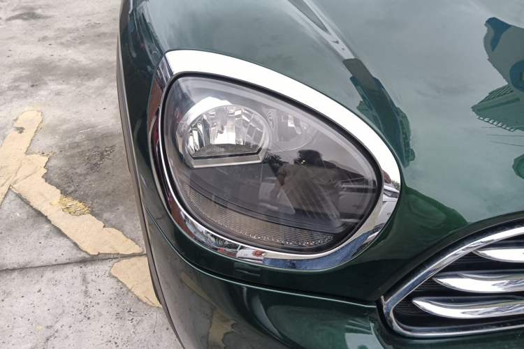 Used MINI Countryman 2017 1.5T COOPER ALL4 Right Front Headlight