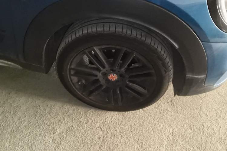 Used MINI Countryman 2017 1.5T COOPER ALL4 Traveler Right Front Wheel Hub